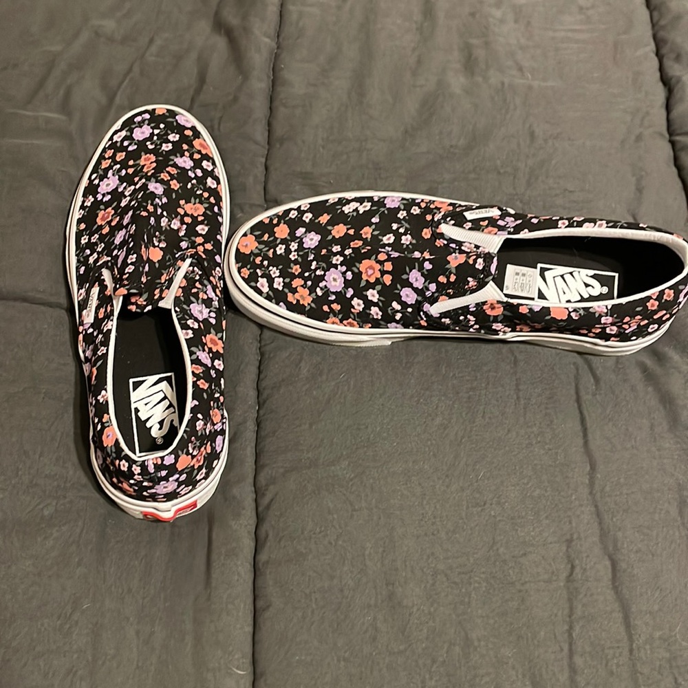 Floral Vans FLORAL CLASSIC SLIP-ON COVERED DITSY/TRUE WHITE size 9 Womens
